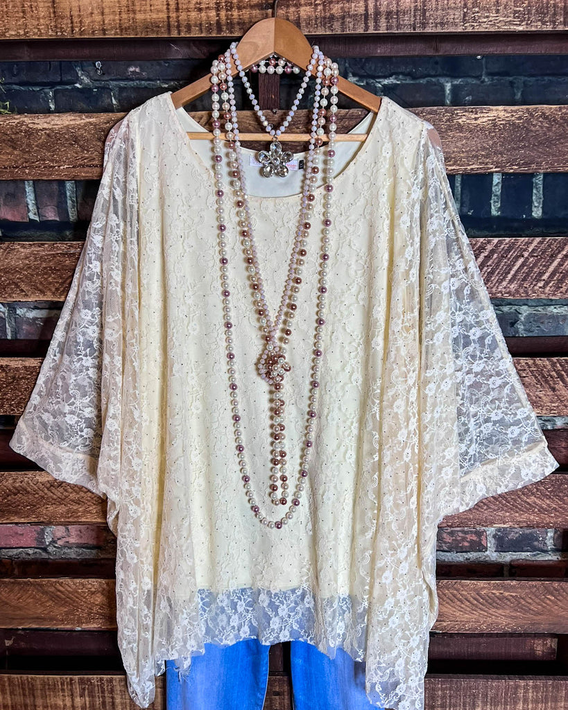 ANY EVENT STUNNING BEIGE LACE TUNIC