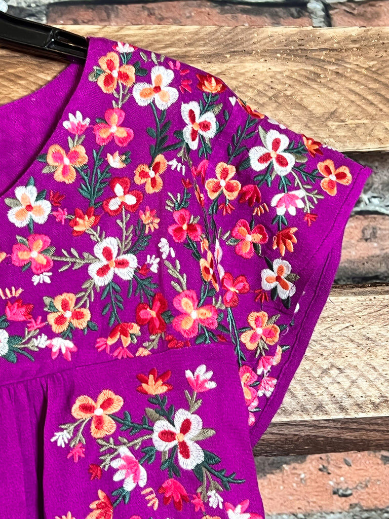 BEGIN THE JOURNEY EMBROIDERED TOP IN MAGENTA