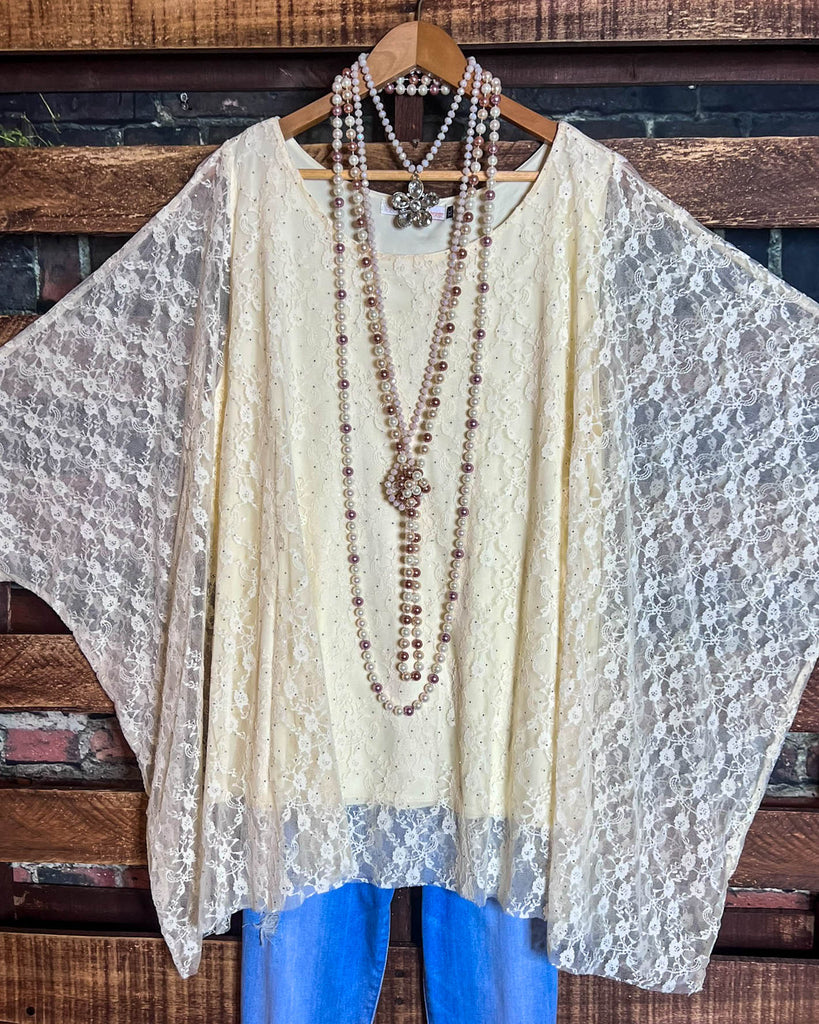 ANY EVENT STUNNING BEIGE LACE TUNIC