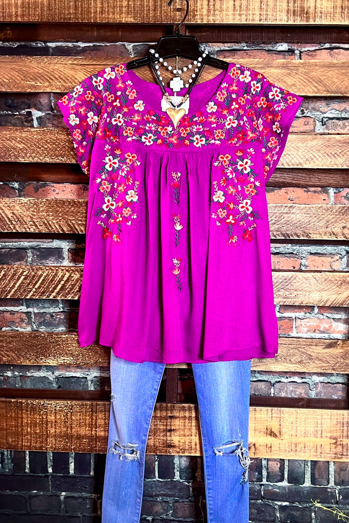 BEGIN THE JOURNEY EMBROIDERED TOP IN MAGENTA