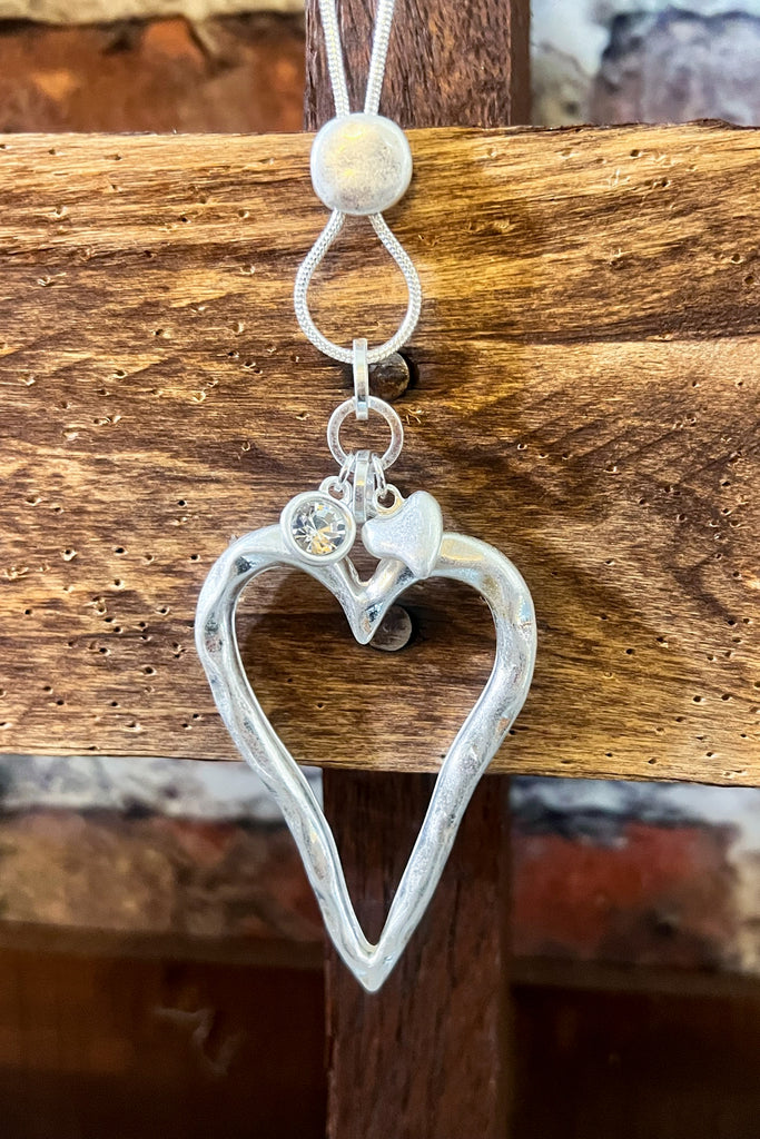Close To My Heart Earring & Necklace Set in Silver Color