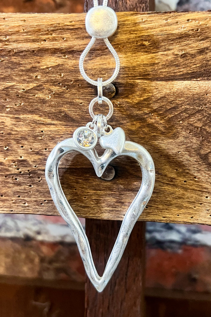 Close To My Heart Earring & Necklace Set in Silver Color