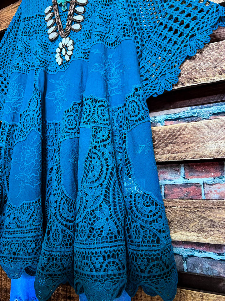 GRACEFUL BEAUTY 100% COTTON CROCHET LACE TUNIC IN TEAL