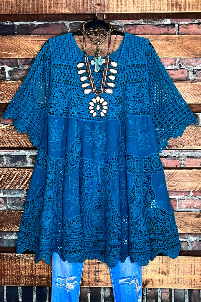A FAIRYTALE PRETTY 100% COTTON CROCHET LACE TUNIC IN TEAL