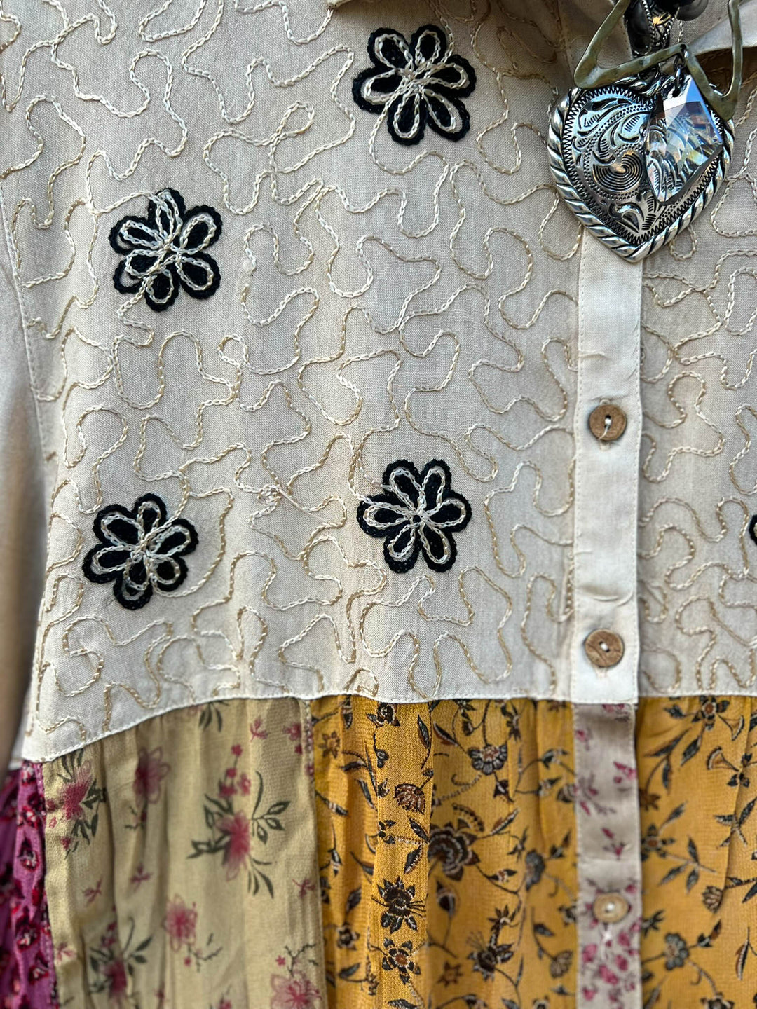Patchwork Meadow Oaks Top - Latte & Multi-Color