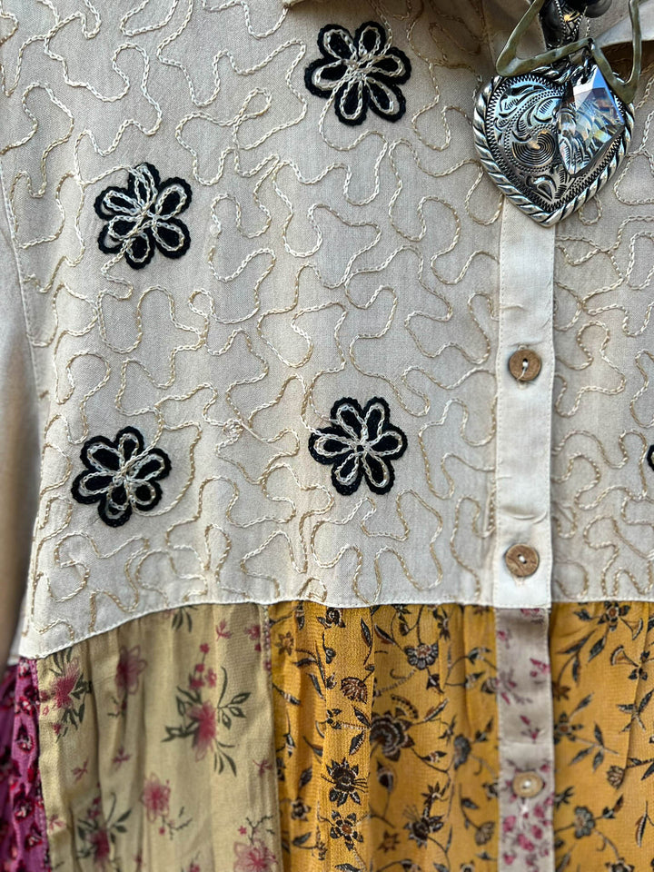 Patchwork Meadow Oaks Top - Latte & Multi-Color
