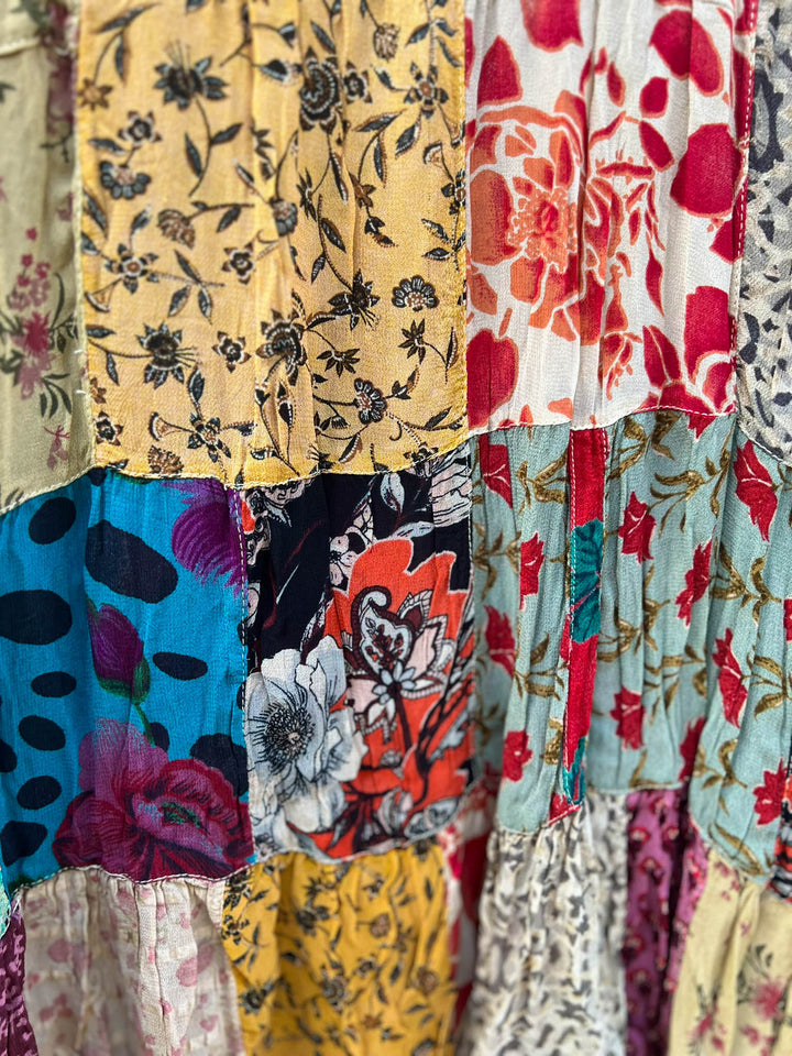 Patchwork Meadow Oaks Top - Latte & Multi-Color