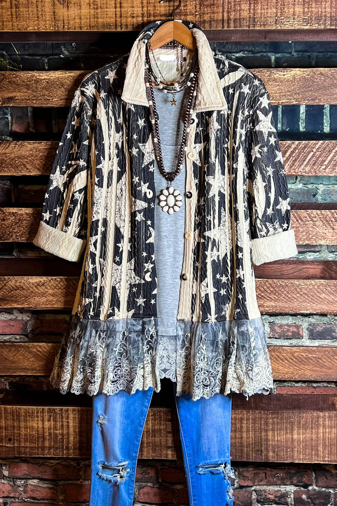 BLISSFUL MOMENTS FAB LACE JACKET IN BLACK & BEIGE