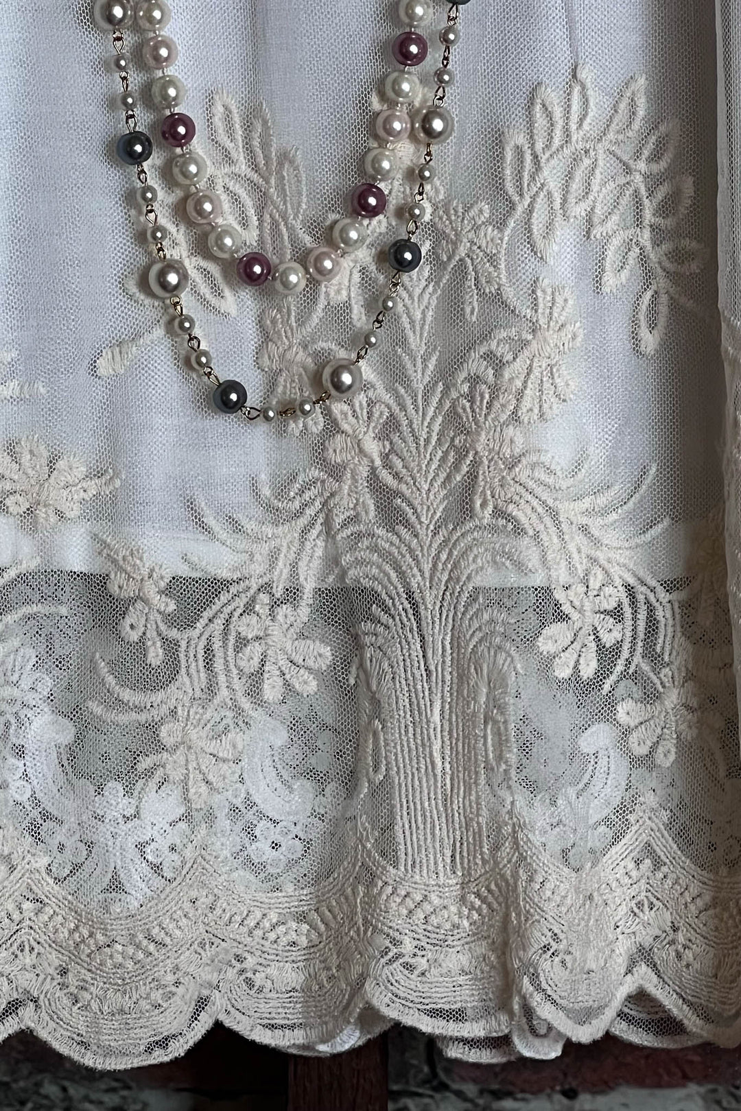 PRETTY THINGS  LACE TUNIC IN NATURAL