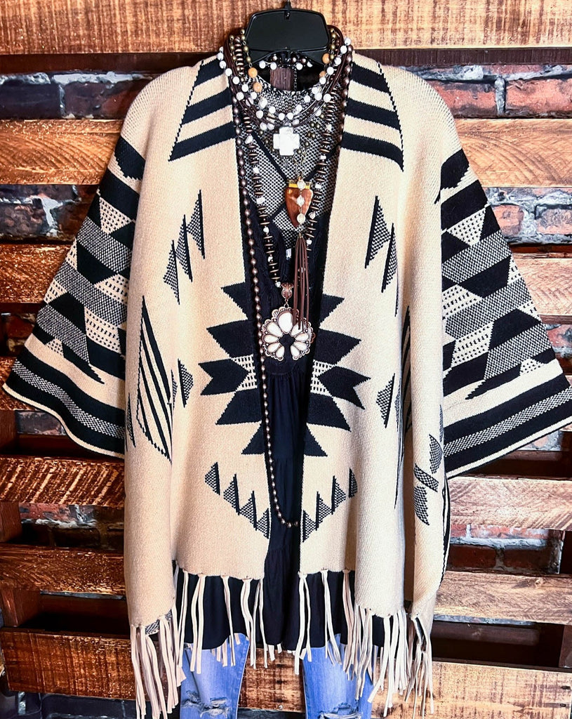 WESTERN BEAUTY BOHO COZY JACKET CARDIGAN IN BLACK & NATURAL