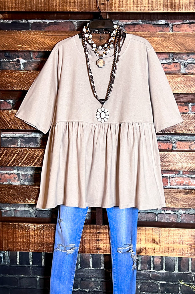 LET'S GO TO TOWN 100 % COTTON BABYDOLL TOP IN LIGHT MOCHA