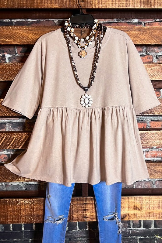 LET'S GO TO TOWN 100 % COTTON BABYDOLL TOP IN LIGHT MOCHA