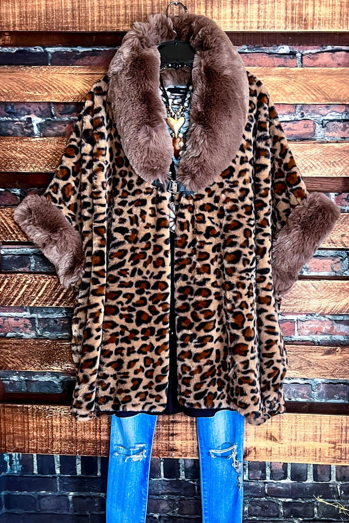 STUNNING TIMELESS ANIMAL PRINT JACKET KIMONO IN BROWN