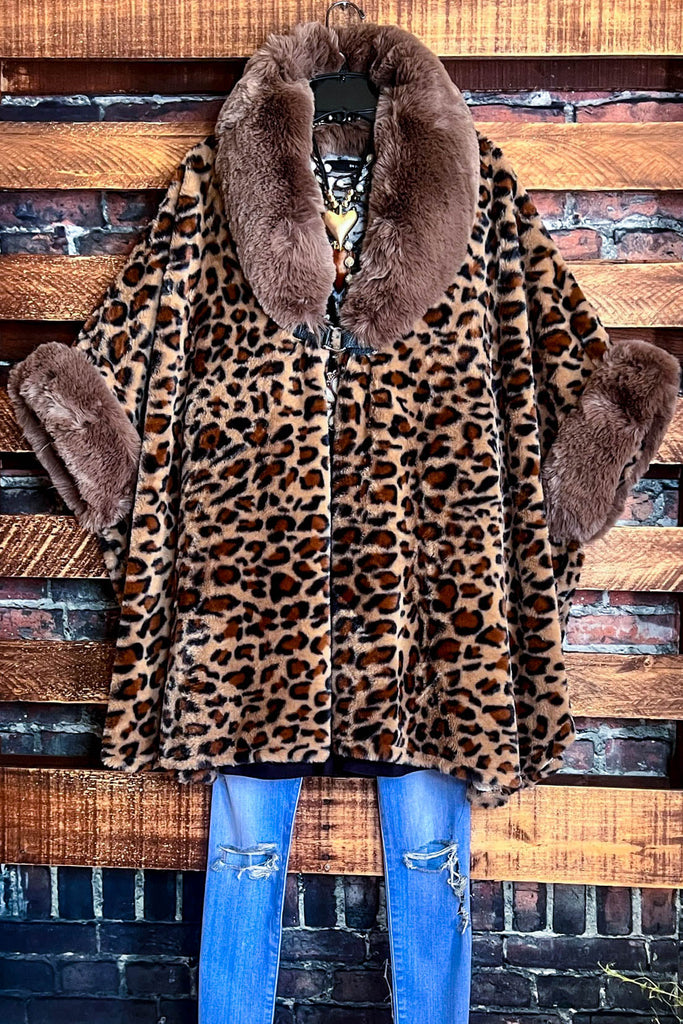 STUNNING TIMELESS ANIMAL PRINT JACKET KIMONO IN BROWN