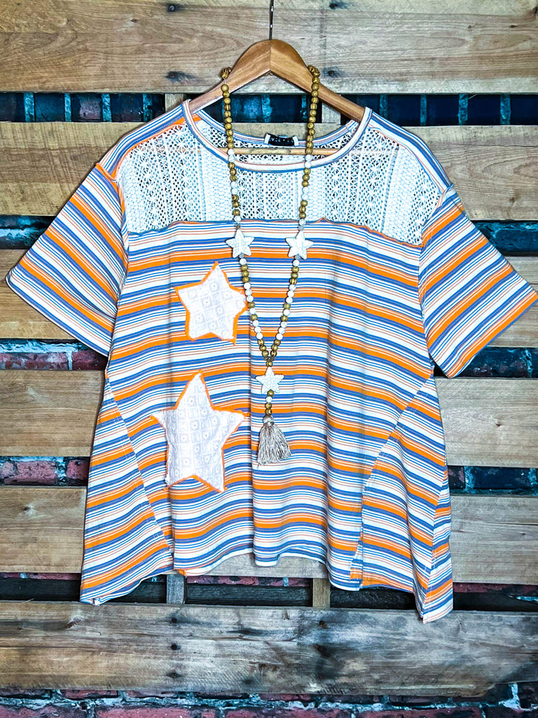 A WONDERFUL SURPRISE STAR PATCH TOP IN BEIGE & YELLOW