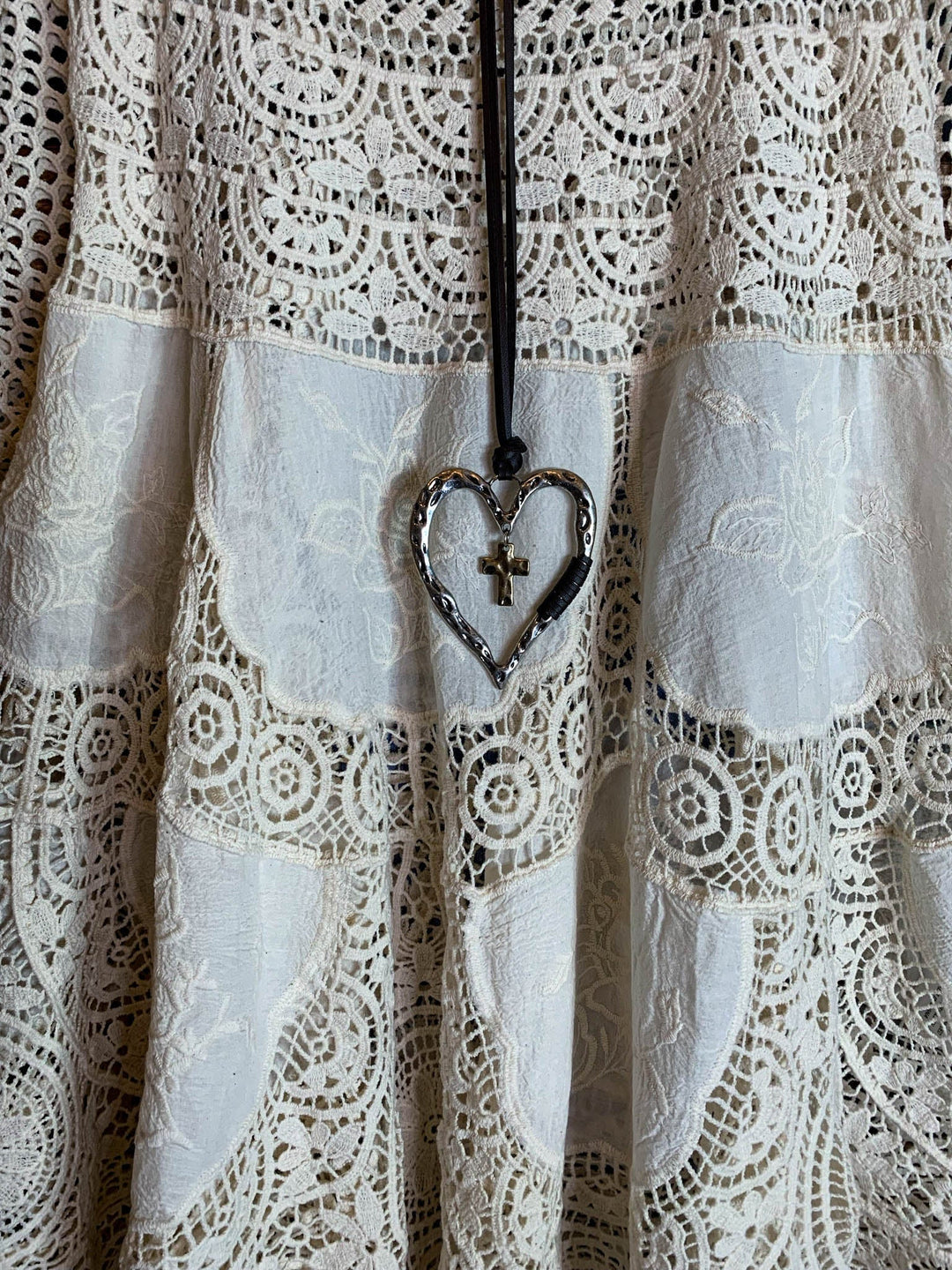 GRACEFUL BEAUTY 100% COTTON CROCHET LACE - NATURAL