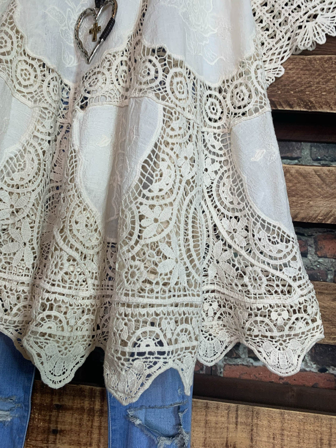 GRACEFUL BEAUTY 100% COTTON CROCHET LACE - NATURAL