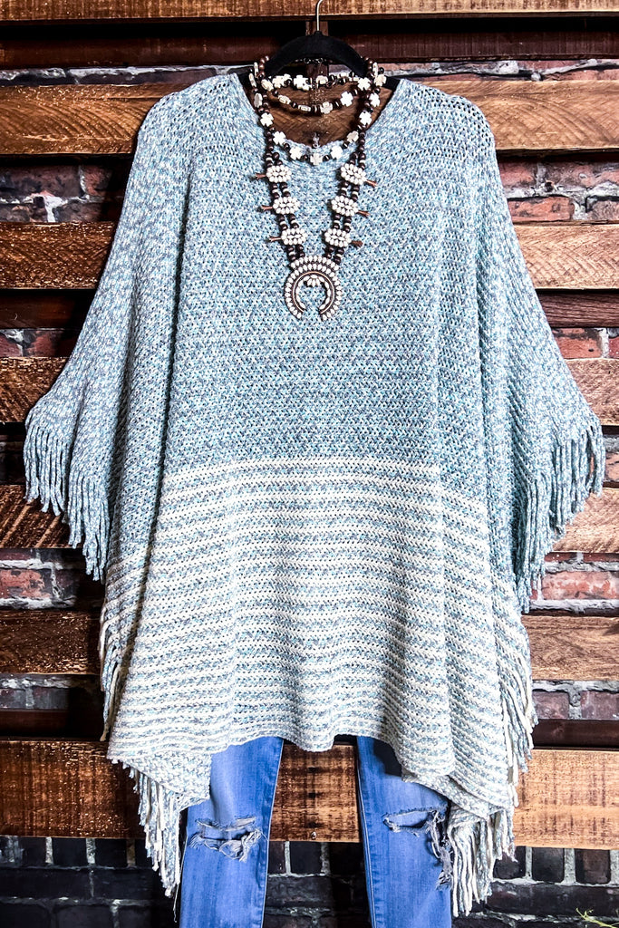 EVERYTHING YOU NEED BOUCLE RUANA TUNIC PONCHO IN BEIGE & BLUE