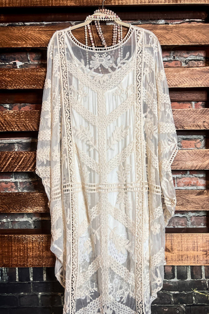 YOU'RE MY DREAM IVORY LACE OVERSIZED DUSTER KIMONO