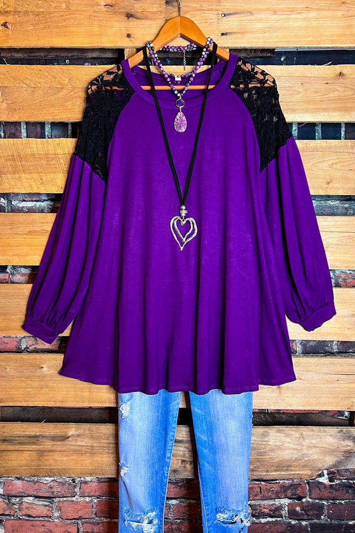 CREATIVE DREAMER LACE BLOUSE LONG SLEEVE IN PURPLE