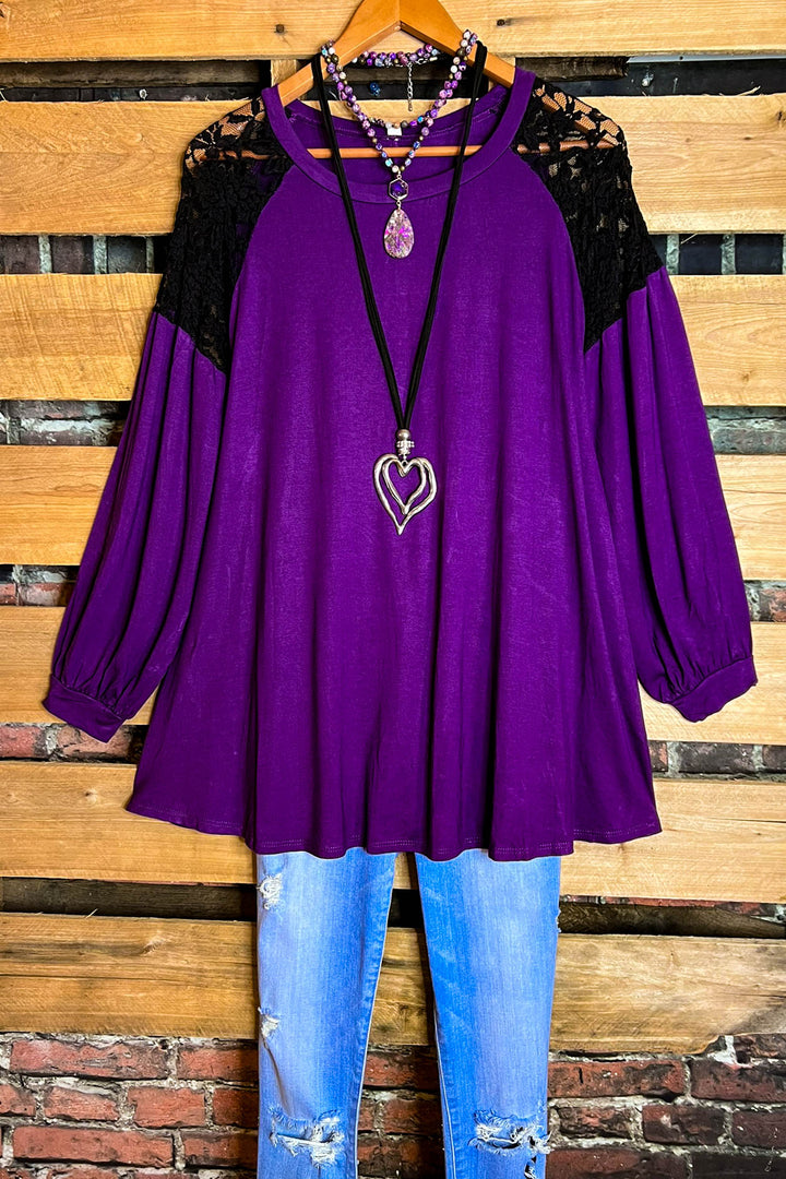 CREATIVE DREAMER LACE BLOUSE LONG SLEEVE IN PURPLE