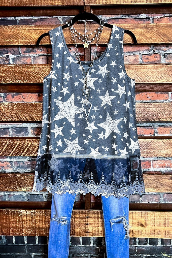CHASING STARS LACE TOP IN BLACK MIX