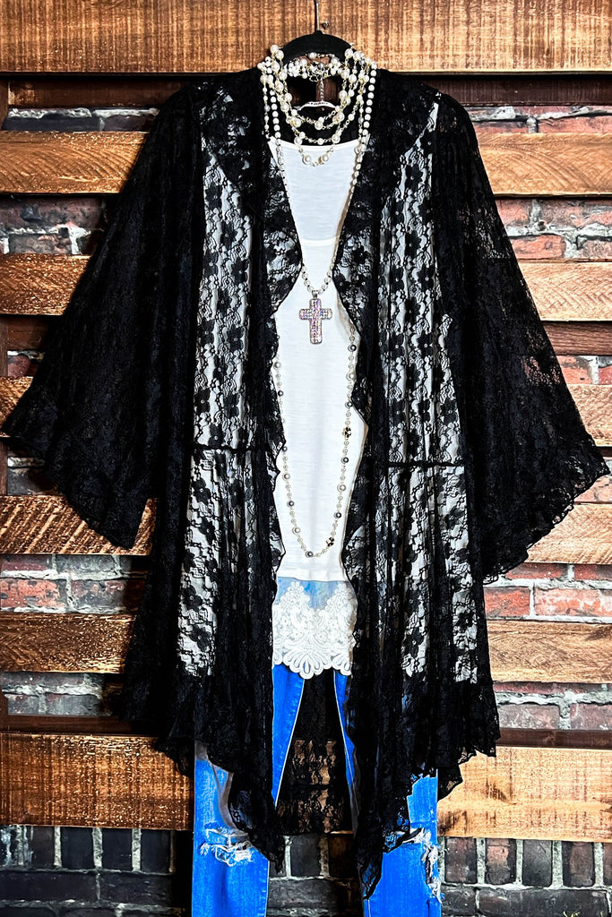 ROMANTIC NIGHT OUTBLACK LACE CARDIGAN