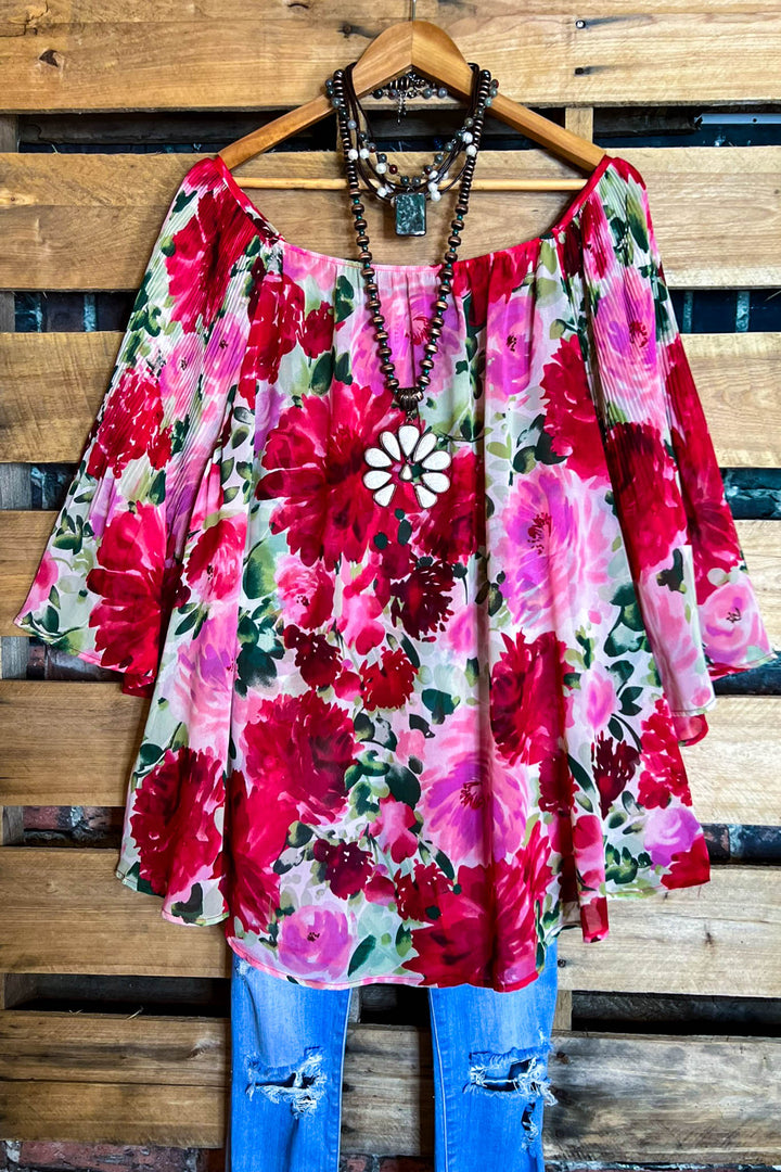 SECRETS OF THE HEART FLORAL OVERSIZED TUNIC
