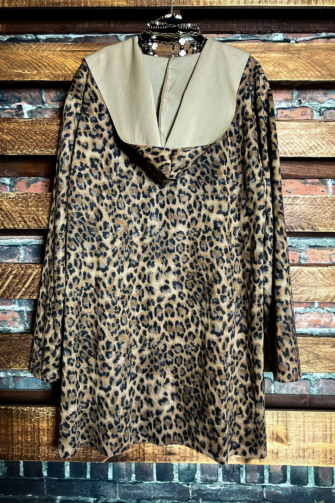 PLUS SIZE LEOPARD JACKET HOODIE PATCHED POCKETS---------SALE