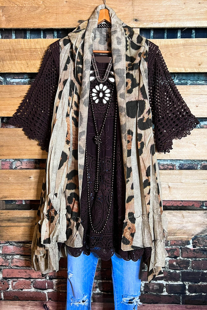 LIVING WILD SHABBY VEST IN FAB LEOPARD PRINT