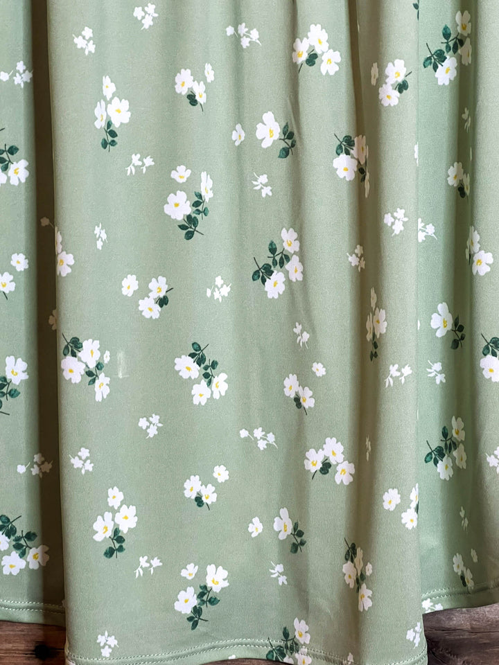 SWEET BLOSSOMS SAGE FLORAL TOP