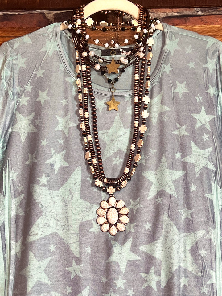 A SKY FULL OF STARS LACE SLEEVE TUNIC IN MINT