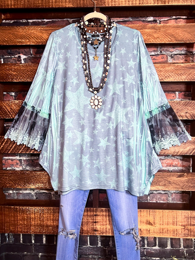 A SKY FULL OF STARS LACE SLEEVE TUNIC IN MINT