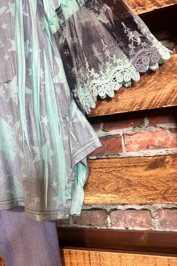 A SKY FULL OF STARS LACE SLEEVE TUNIC IN MINT