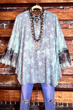 A SKY FULL OF STARS LACE SLEEVE TUNIC IN MINT