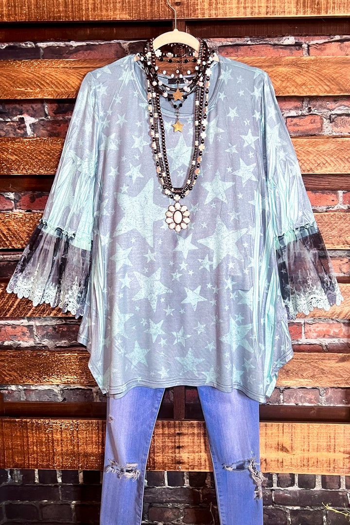 A SKY FULL OF STARS LACE SLEEVE TUNIC IN MINT