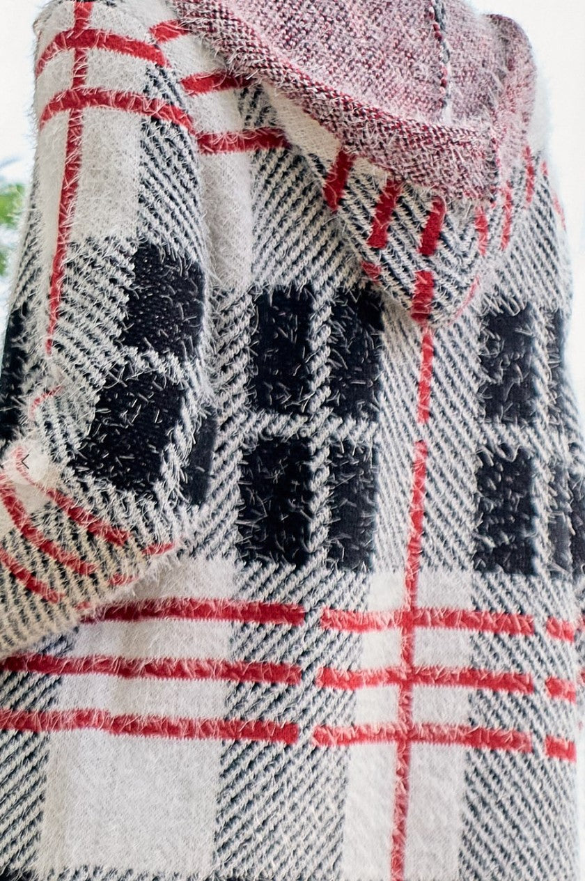 SWEATER CARDIGAN S-3X IN BLACK & WHITE --------SALE