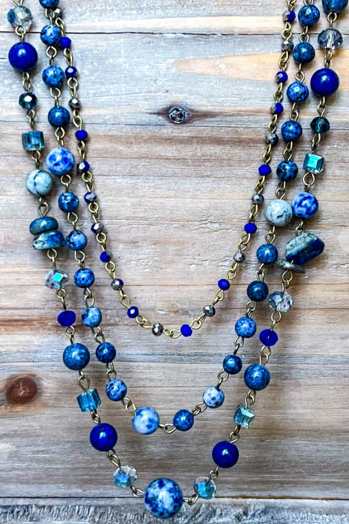 Free Soul Natural Stone Layered Necklace In Navy Blue