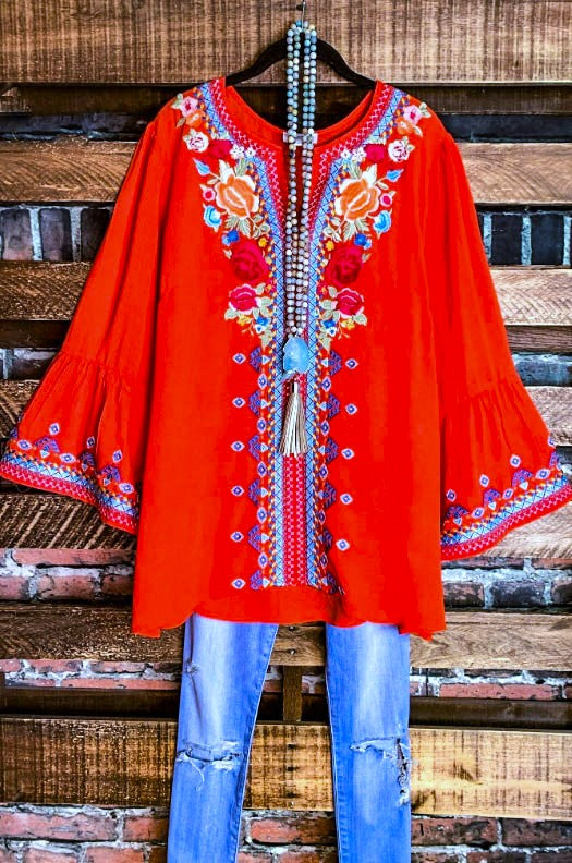 PASSIONATE HEART EMBROIDERED FLORAL TOP IN RED TOMATO