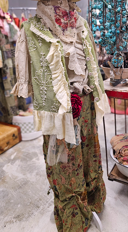 Always in My Dreams Green Embroidery Ruffle Vest