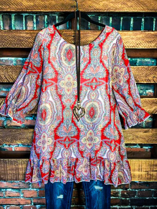 A ROMANTIC TWIST PAISLEYS CHIFFON TOP IN CORAL & MULTI-COLOR