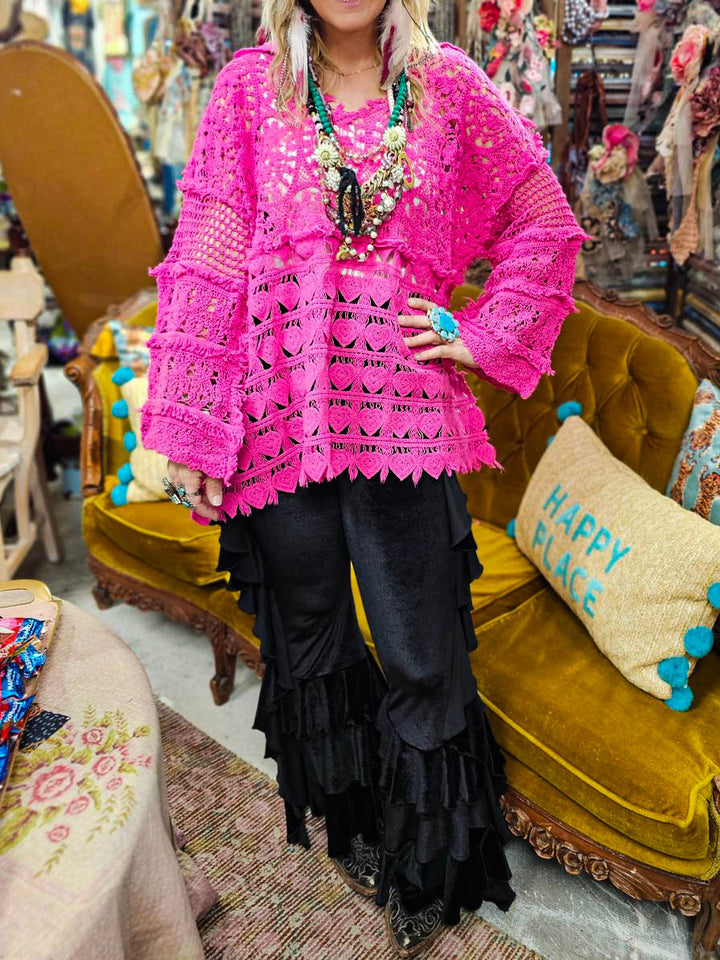 SECRET ORIGINS CROCHET HEARTS & FLOWERS TUNIC IN MAGENTA