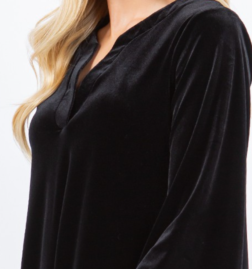 BEYOND BEAUTY VELVET TUNIC IN BLACK