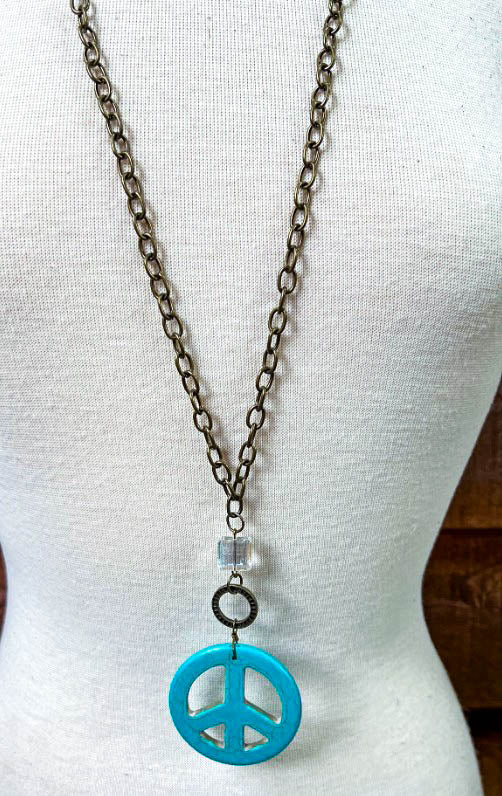 FREE SOUL PEACE CRYSTAL NECKLACE IN BLUE TURQUOISE