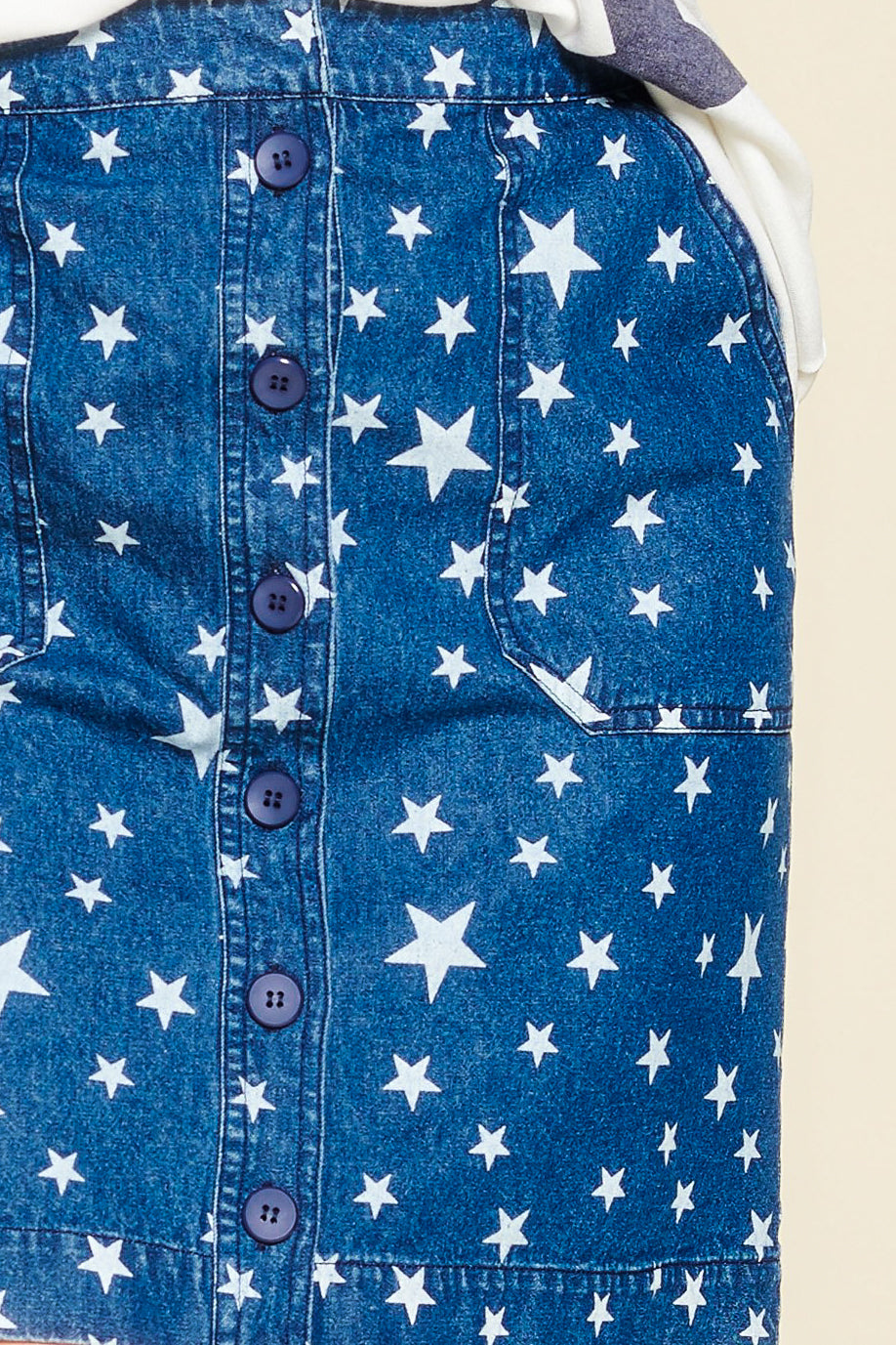 AROUND TOWN STARS PRINT DENIM SKIRT -------SALE