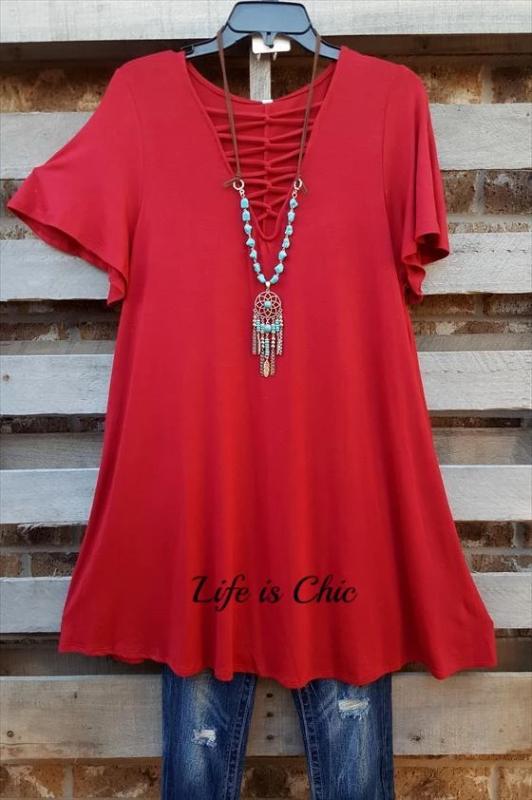 URBAN CASUAL CHARM IN BURGUNDY TUNIC [product vendor] - Life is Chic Boutique