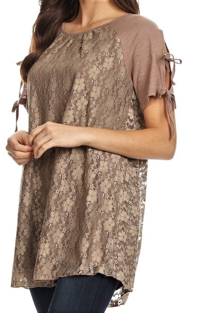 ROMANCE IN THE CITY LACE TOP IN BROWNLACE TOP IN BROWN-------------sale