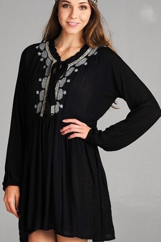 EMBROIDERED DRESS IN BLACK ----------------sale