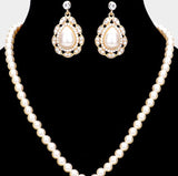 KEEPING IT CLASSY PEARL SET NECKLACE