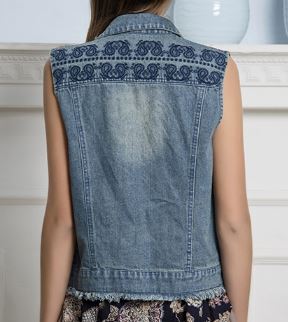 LACE EMBROIDERED DENIM VEST------sale